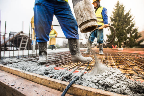 Best Driveway Concrete Repair  in Huntsville, AR